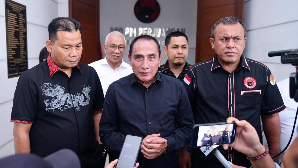 Edy Rahmayadi di Markas PDIP