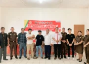 Kejari Samosir Lakukan Restorative Justice Atas Kasus Penganiayaan Saling Lapor