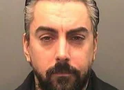 Ian Watkins, Vokalis Lostprophets yang Terjerat Kasus Pedofilia, Tewas di Penjara Sehari Usai Kirim Surat Cinta